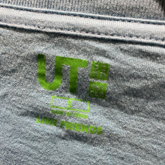 UNIQLO LINE FRIENDS SHORT-SLEEVE GRAPHIC T-SHIRT - Picture 2 of 3